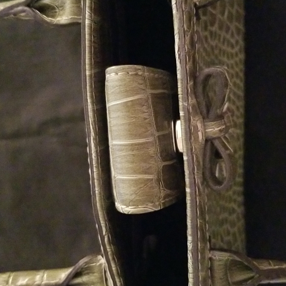 👛👜VINTAGE LIZ CLAIBORNE PURSE👛👜 - Picture 4 of 5